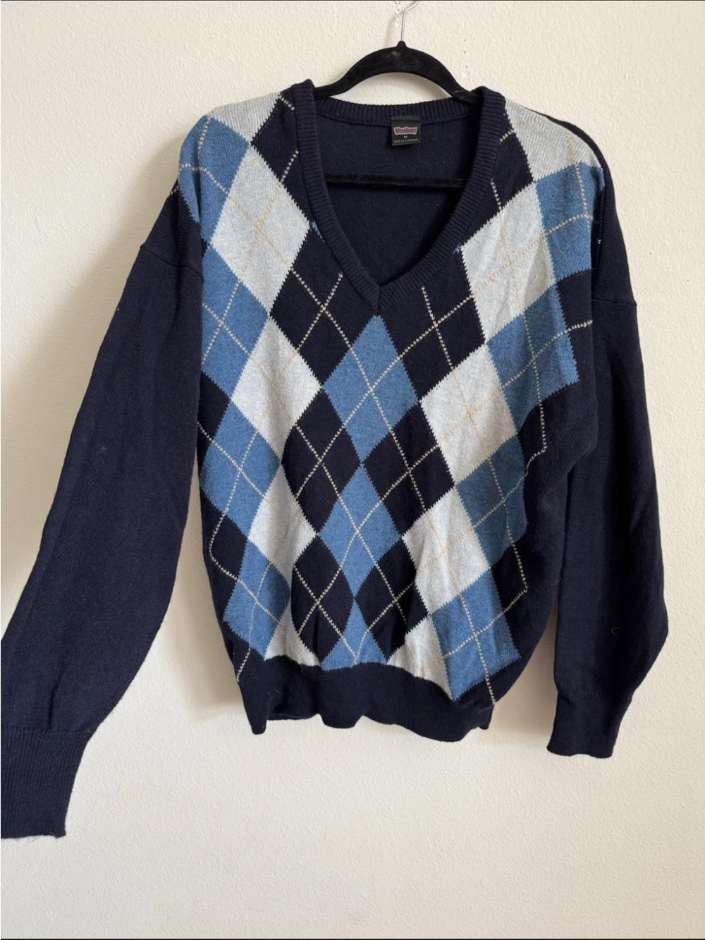 Westbury Scotland Argyle Navy Blue Wool Preppy Vneck Sweater Size M